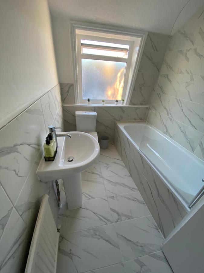 Modern 1 Bedroom Flat In Paddington London Ngoại thất bức ảnh